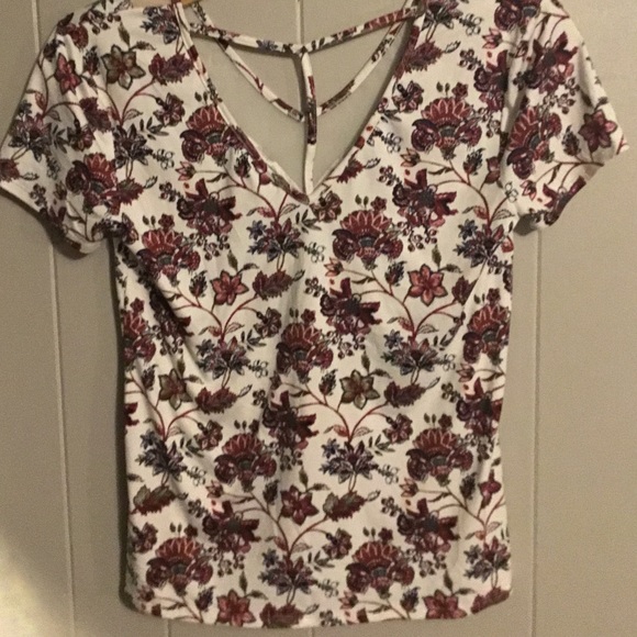 👚(bundle 4 items w/👚for $16) Pullover shirt by Daytrip - Picture 5 of 8